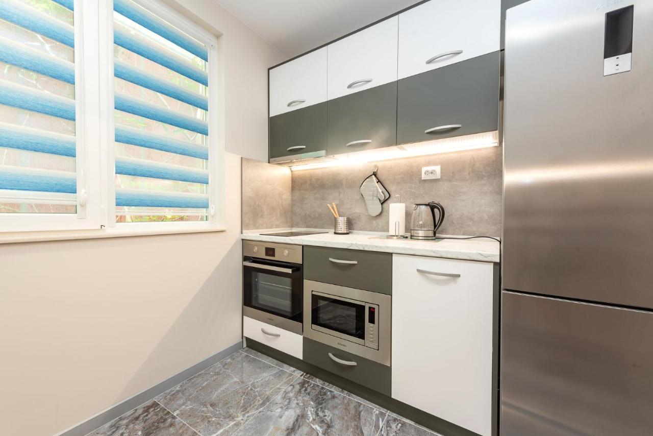 Downtown Apartment Burgas Zewnętrze zdjęcie