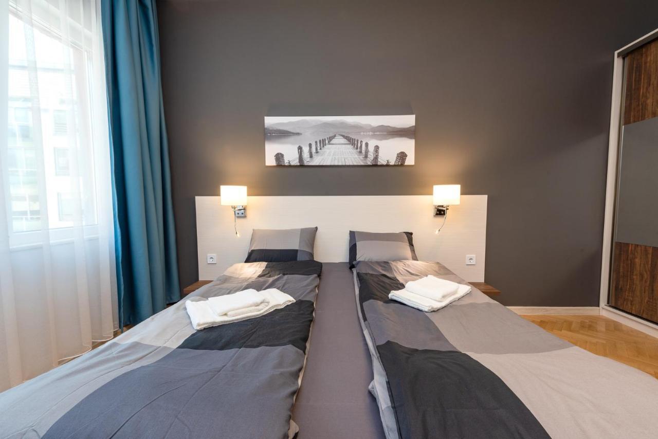 Downtown Apartment Burgas Zewnętrze zdjęcie