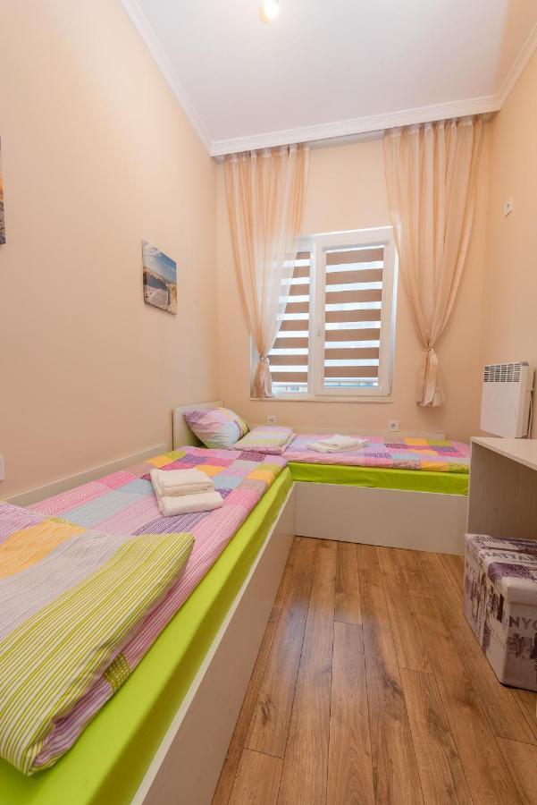 Downtown Apartment Burgas Zewnętrze zdjęcie