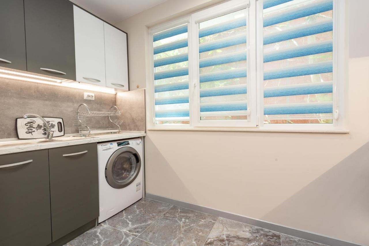 Downtown Apartment Burgas Zewnętrze zdjęcie