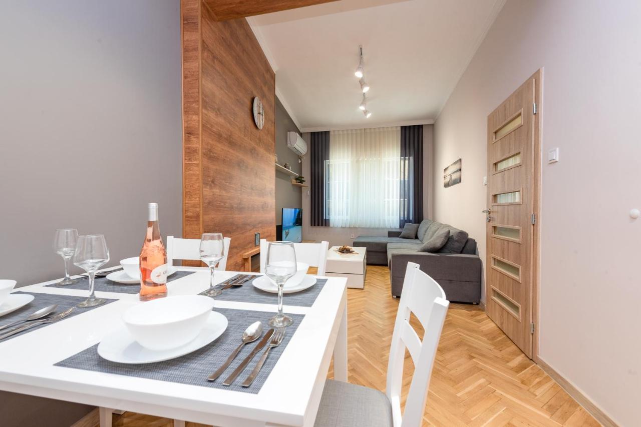 Downtown Apartment Burgas Zewnętrze zdjęcie
