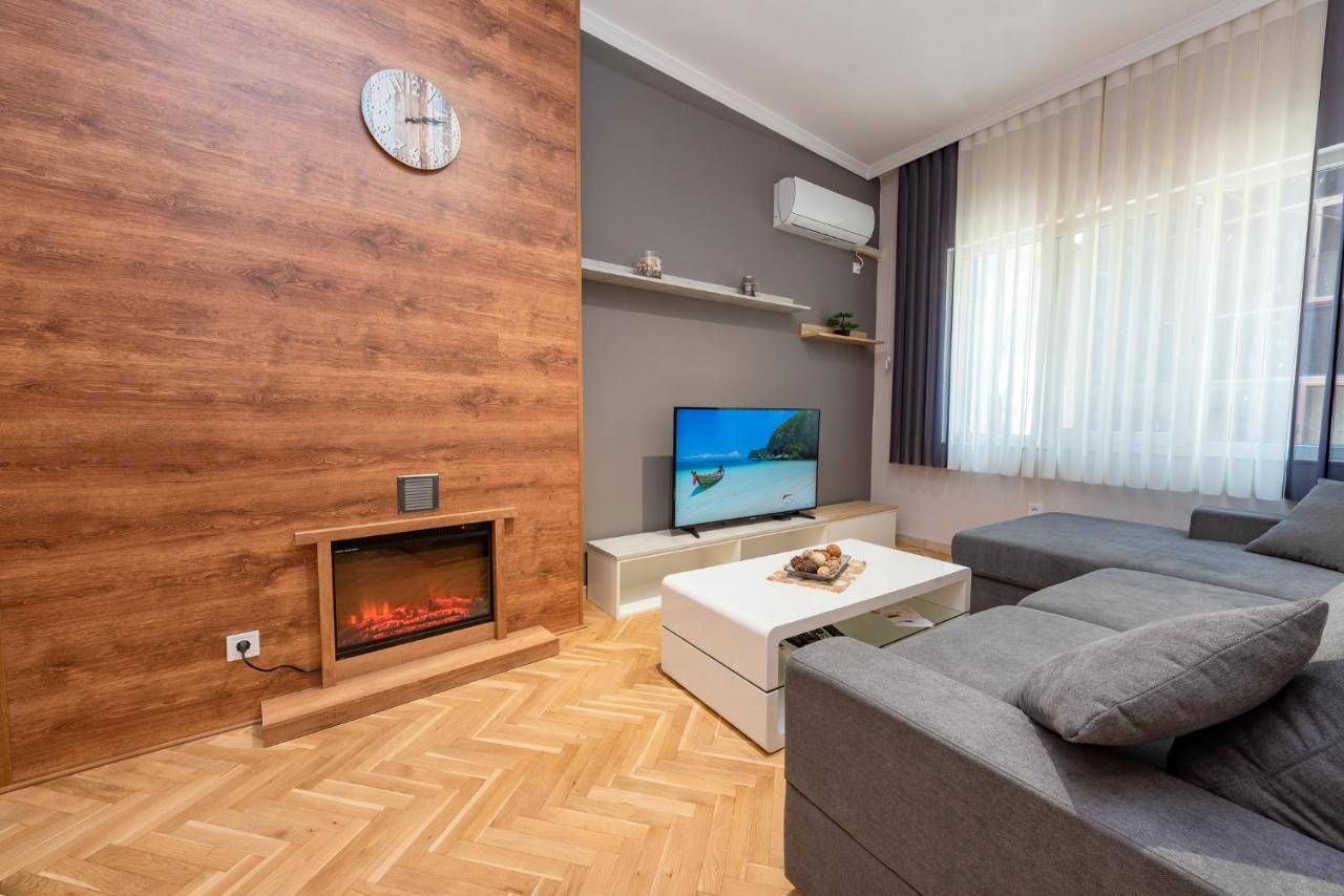 Downtown Apartment Burgas Zewnętrze zdjęcie